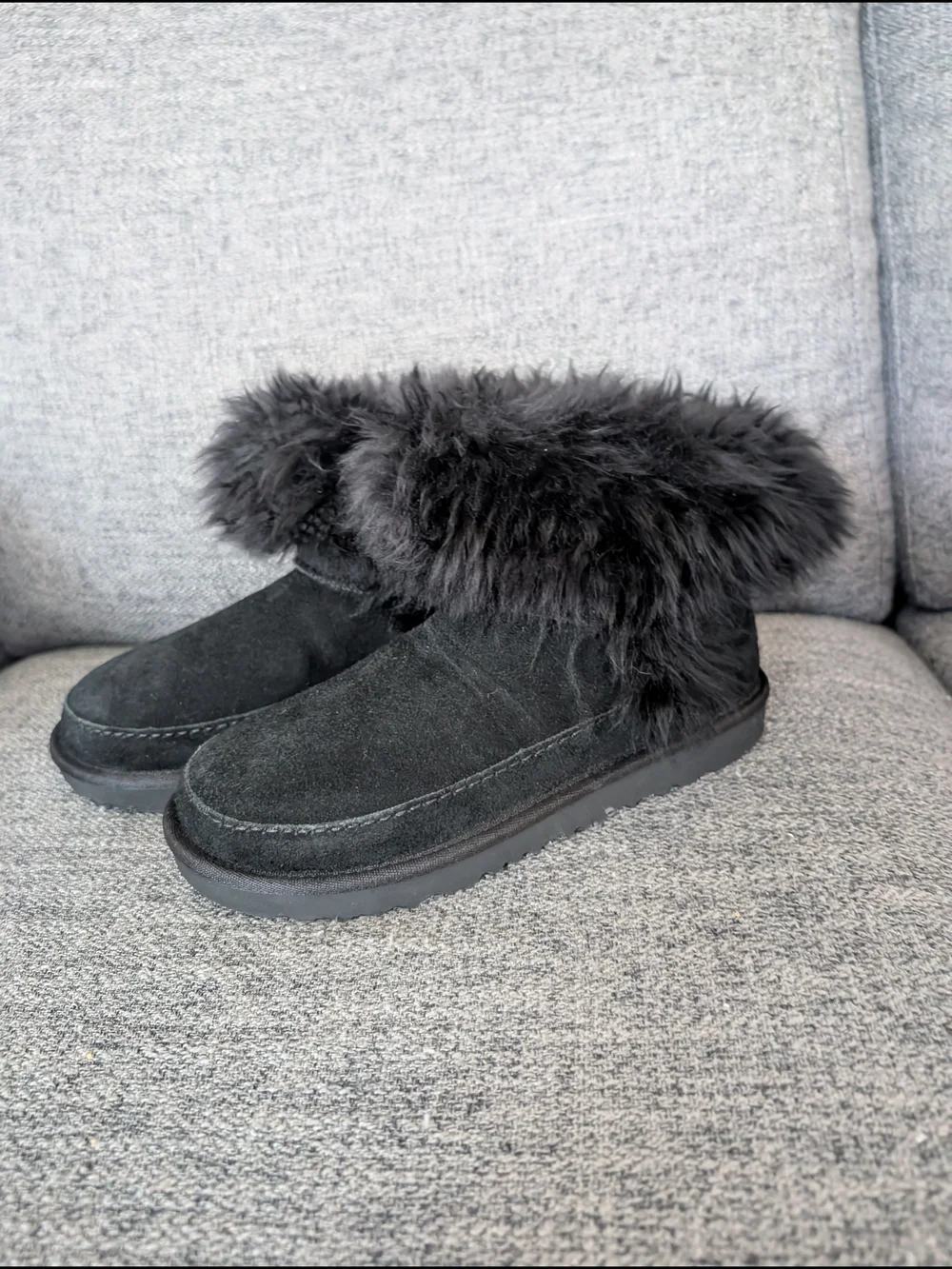 UGG Classic Ultra Mini Chalet